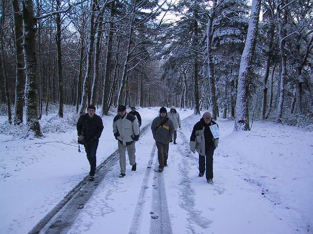 On our first day in france fresh snow fell and we left our Sprinter-Van behind and went up the Mont Beuvray, on which the ancient gallic town of Bibracte is located, on foot.