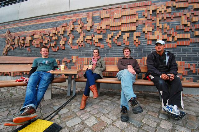I am just too fond of my wide-angle lense - random crew for the Jever stand up surf paddling cup (whatever) in the Hafencity.