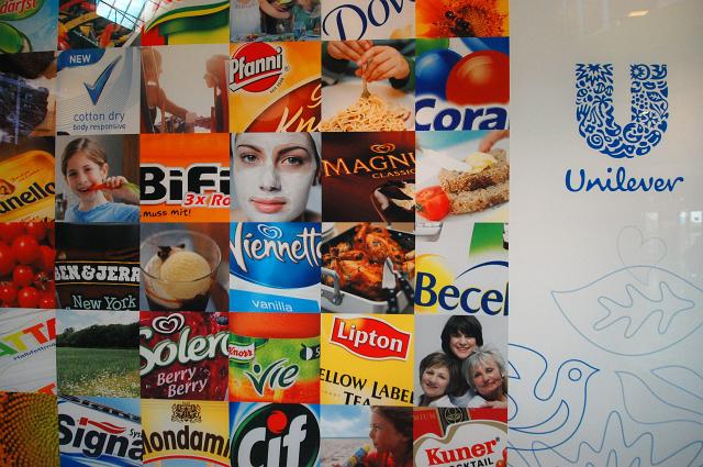 Visiting the Unilever Headquarters felt like some cyberpunk nightmare from the future where international companies reign the world. Well, something like that.