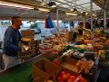 One can get a basket full of fruits/vegetables for 10€, this one is especially full